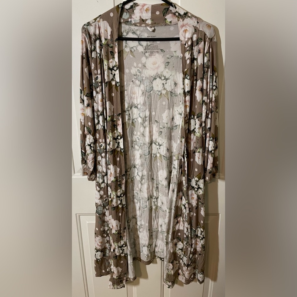 Posh Peanut maternity robe